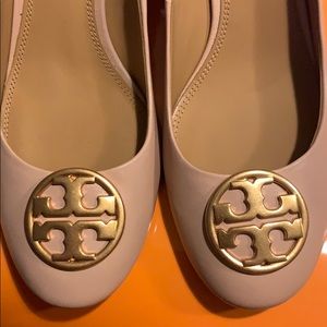 Tory Burch Chelsea 65 MM Wedge NEVER WORN
